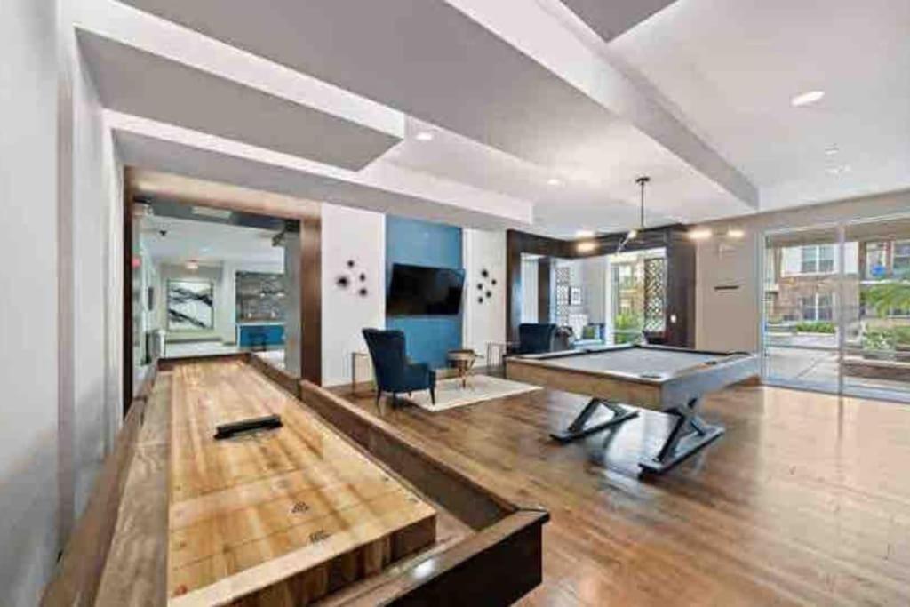 Fancy Apt Downtown. Pool. Gym. Lounge. Pet Ok Houston Buitenkant foto