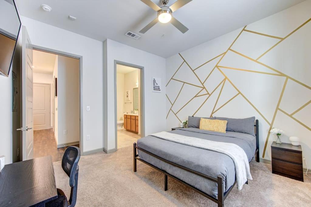 Fancy Apt Downtown. Pool. Gym. Lounge. Pet Ok Houston Buitenkant foto